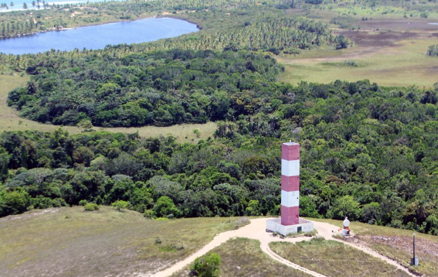 Guia de Maraú - Farol de Taipu