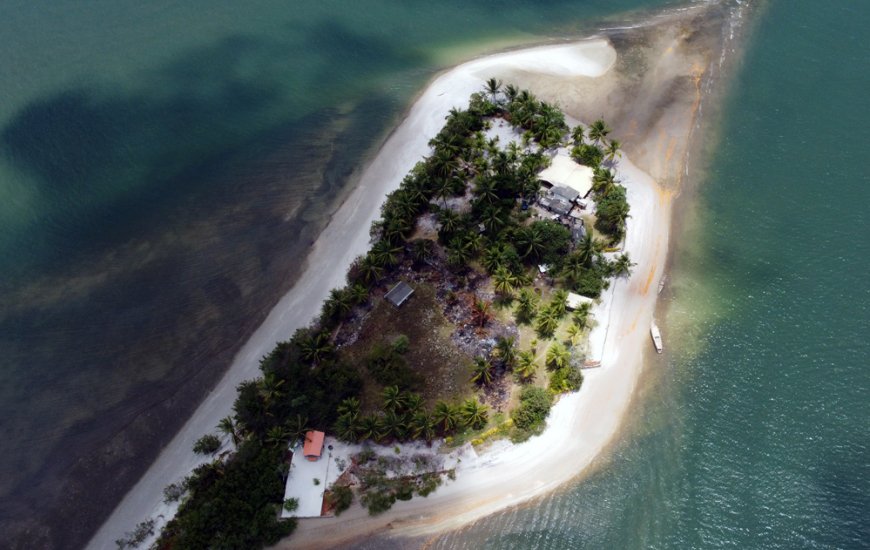 Guia de Maraú - Ilha do Goió