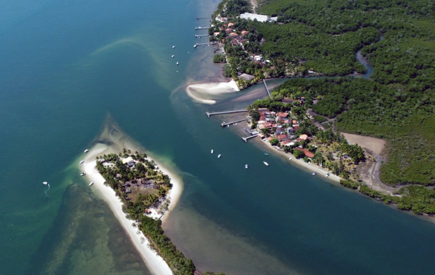 Guia de Maraú - Ilha do Goió