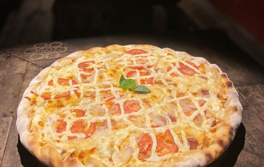 Guia de Maraú - Lá em Shirley Pizzaria e Tapiocaria