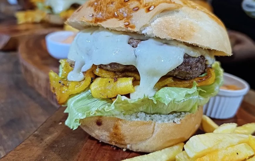 Guia de Maraú - Península Hamburgueria