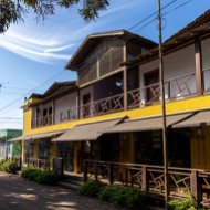 Guia de Maraú - Galeria e Suítes Canto do Sol