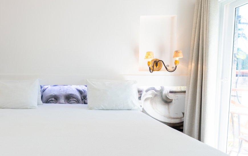 Guia de Maraú - Galeria e Suítes Canto do Sol