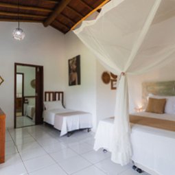 Guia de Maraú - Suíte Familia - Viking Inn