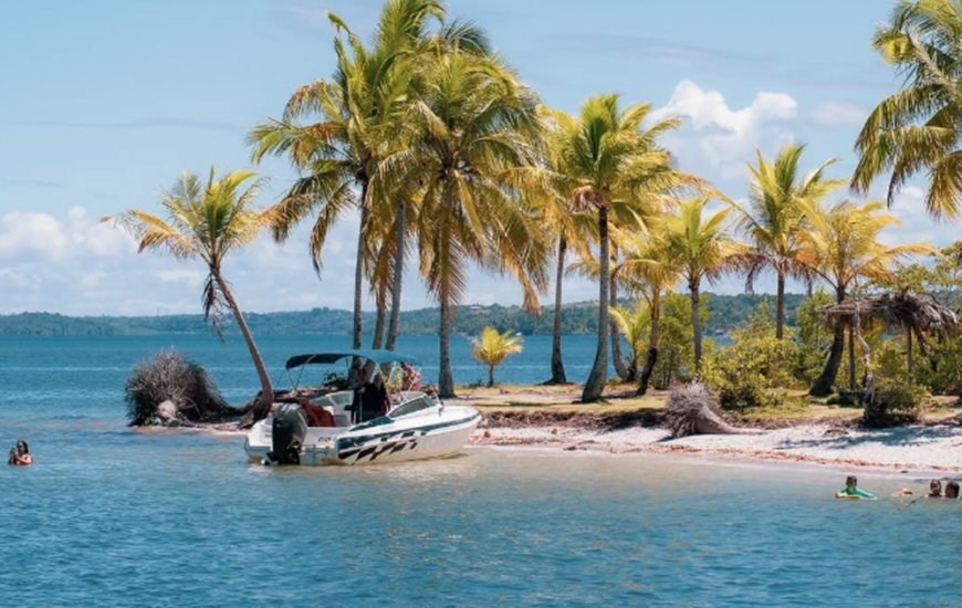 Guia de Maraú - Dia Feliz Turismo