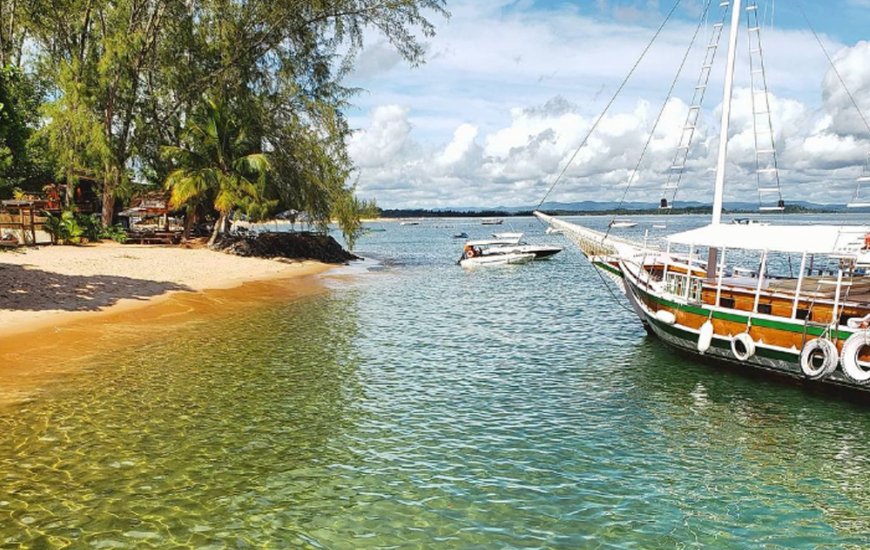 Guia de Maraú - Rota Barra Passeios de Lancha